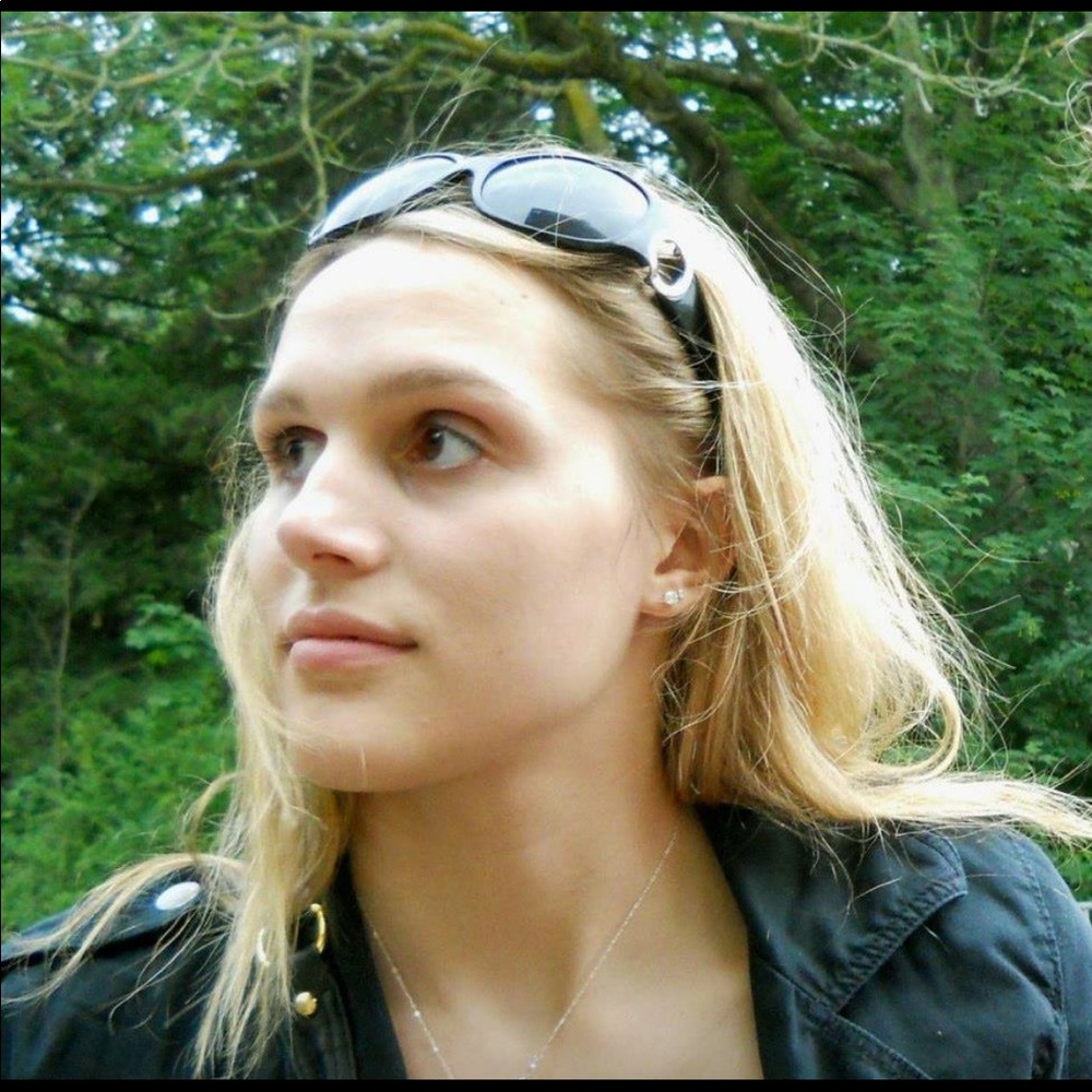 Meet your Posher, Victoria